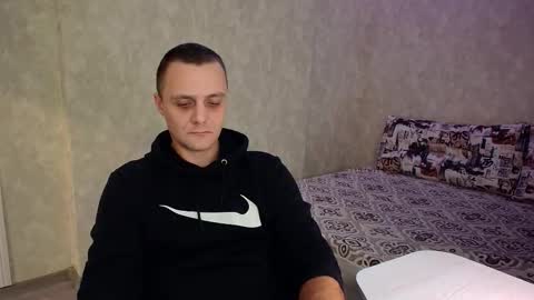 Snapshot of john_3019 chatting on 11-13-25, 10:08 John online show from 11-13-25, 10:08