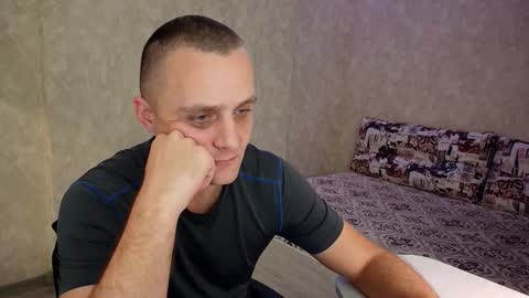 Snapshot of john_3019 chatting on 11-24-25, 08:19 John online show from 11-24-25, 08:19