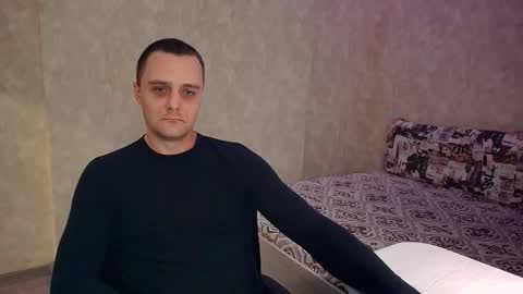 Snapshot of john_3019 chatting on 12-14-25, 10:47 John online show from 12-14-25, 10:47