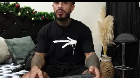 John  online show from 12-14-25, 11:04