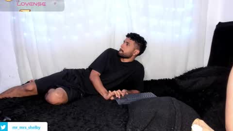 Snapshot of john_ellie_shelby chatting on 10-19-25, 09:48 John and Emily online show from 10-19-25, 09:48