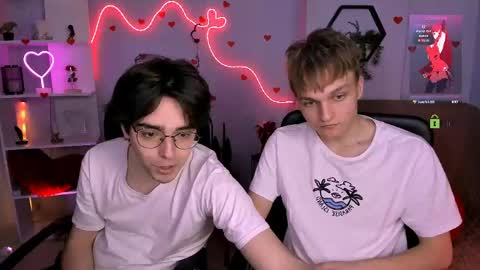 Snapshot of john_lik chatting on 03-23-26, 01:15 John online show from 03-23-26, 01:15