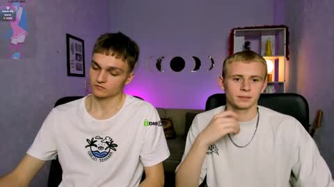 Snapshot of john_lik chatting on 04-01-26, 01:41 John online show from 04-01-26, 01:41