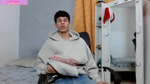 john_ssnow29 online show from 02-24-25, 09:20