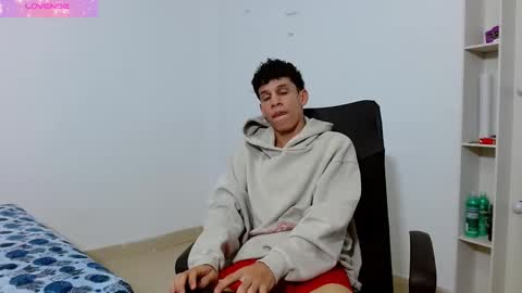 john_ssnow29 online show from 03-10-25, 10:34