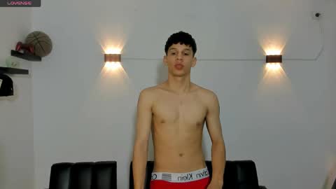 john_ssnow29 online show from 04-14-26, 09:15