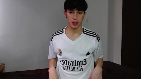 John Vichenso online show from 09-26-25, 09:08