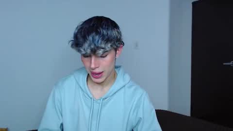 John Vichenso online show from 11-21-25, 09:24