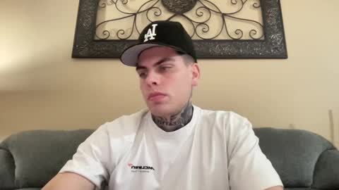 Snapshot of johnafterdark chatting on 02-21-25, 01:11 JAXX online show from 02-21-25, 01:11