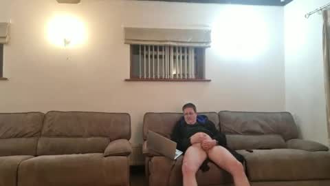 Snapshot of johnathan_stuart33 chatting on 05-17-26, 01:14 johnathan_stuart33 online show from 05-17-26, 01:14