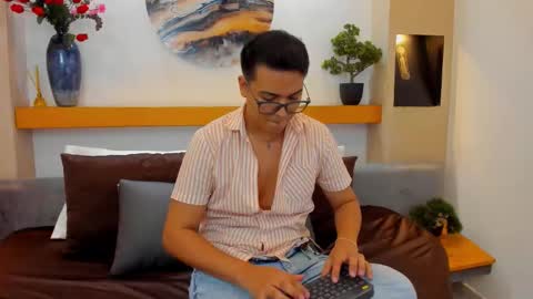 johnbelrose online show from 10-13-25, 06:52