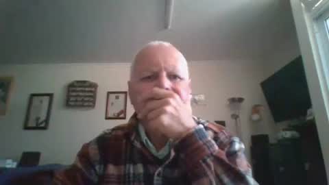 Snapshot of johndesnudado chatting on 05-03-26, 10:54 johndesnudado online show from 05-03-26, 10:54