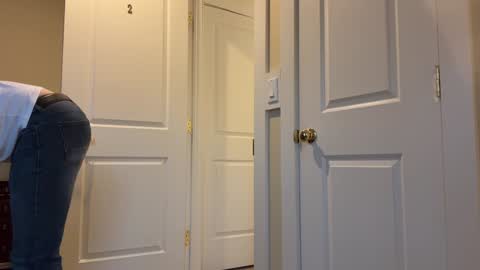 Snapshot of johnfitzzzzz chatting on 12-21-24, 08:32 J online show from 12-21-24, 08:32