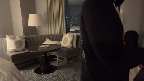 Snapshot of johnfitzzzzz chatting on 12-31-24, 11:42 J online show from 12-31-24, 11:42