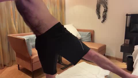 Snapshot of johnfitzzzzz chatting on 10-05-25, 07:12 J online show from 10-05-25, 07:12