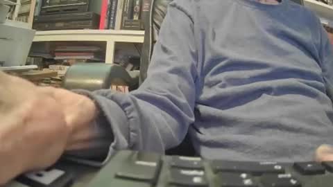 Snapshot of johngp777 chatting on 05-08-26, 02:22 johngp777 online show from 05-08-26, 02:22