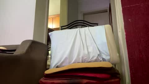 Snapshot of johnjow10 chatting on 03-02-26, 05:08 JOHN online show from 03-02-26, 05:08