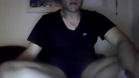 Snapshot of johnmayfair chatting on 05-09-26, 11:43 John online show from 05-09-26, 11:43