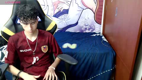 Snapshot of johnny_cagee chatting on 12-10-24, 05:07 johnny_cagee online show from 12-10-24, 05:07