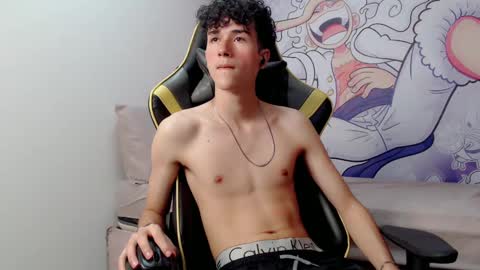 Snapshot of johnny_cagee chatting on 01-06-25, 06:14 johnny_cagee online show from 01-06-25, 06:14