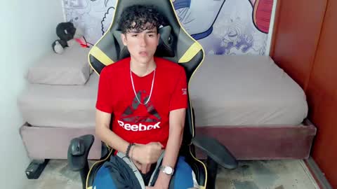 Snapshot of johnny_cagee chatting on 01-21-25, 04:32 johnny_cagee online show from 01-21-25, 04:32