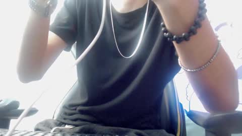Snapshot of johnny_cagee chatting on 02-03-25, 03:42 johnny_cagee online show from 02-03-25, 03:42