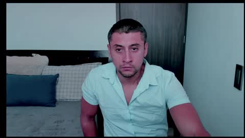 Johnny online show from 01-23-25, 07:40