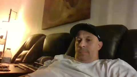 johnnycb7 online show from 11-10-25, 06:51