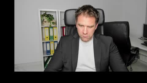 johnnydough82 online show from 12-22-24, 04:06