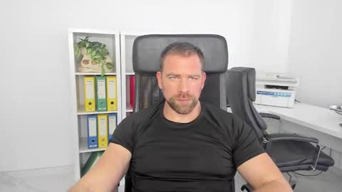 johnnydough82 online show from 01-11-25, 08:33