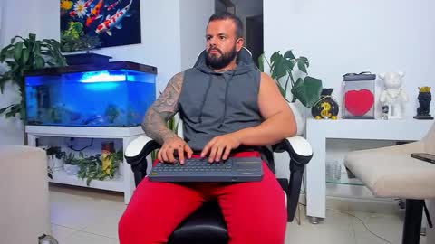 JOHNNY online show from 10-23-25, 01:38