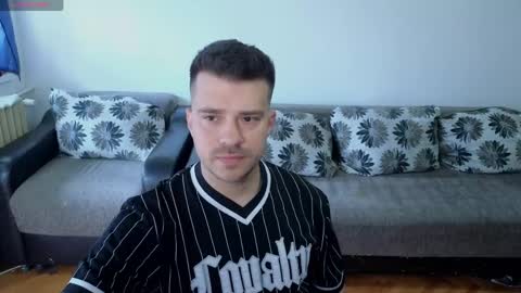Johnny online show from 06-05-26, 10:54