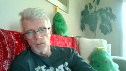 johnnyrocket12345678 online show from 12-28-24, 06:29