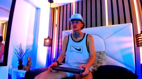 johnsonisaac94  online show from 10-15-25, 03:06