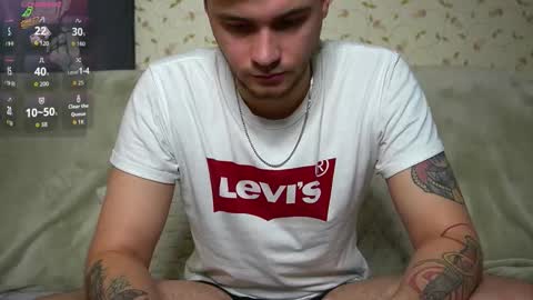 Snapshot of johnstoneisland chatting on 11-10-25, 09:19 John online show from 11-10-25, 09:19