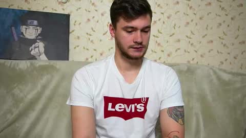 Snapshot of johnstoneisland chatting on 11-30-25, 09:35 John online show from 11-30-25, 09:35