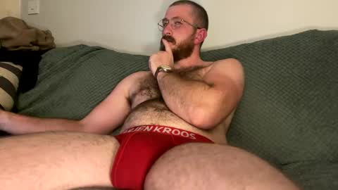 Snapshot of johnthomasbwc chatting on 05-19-26, 11:00 JohnThomasBWC online show from 05-19-26, 11:00