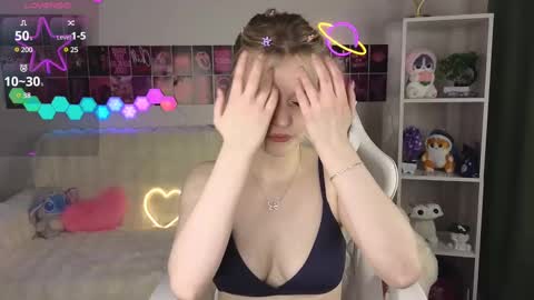 Paula online show from 02-16-25, 03:47