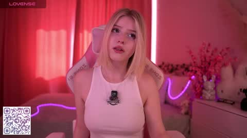 Paula online show from 05-25-26, 05:46
