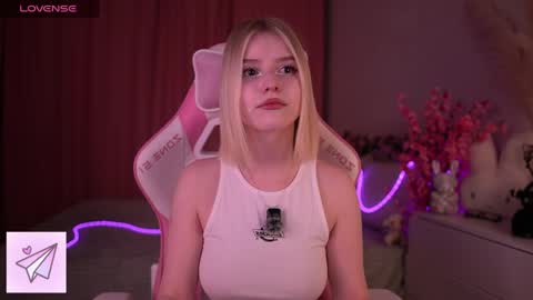 Paula online show from 05-25-26, 05:52