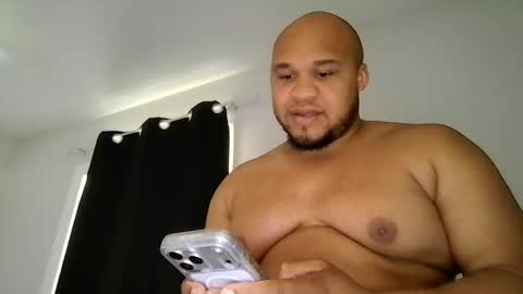 Snapshot of joie_the_monster chatting on 07-30-26, 03:44 Joie the monster online show from 07-30-26, 03:44