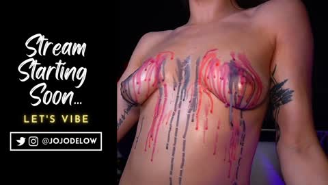 Snapshot of jojodelow chatting on 12-11-24, 04:07 online show from 12-11-24, 04:07