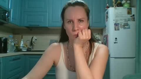 you can call me my Queen online show from 05-22-26, 08:03