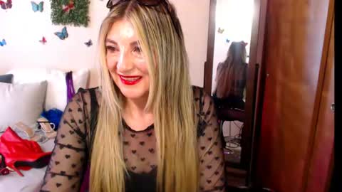 Jolie Mature online show from 06-11-26, 09:57