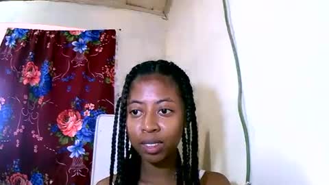 Snapshot of joliekah27 chatting on 01-22-25, 01:32 joliekah27 online show from 01-22-25, 01:32