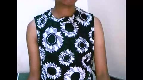 joliekah27 online show from 11-08-25, 06:51