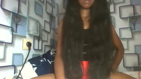 joliekah27 online show from 11-22-25, 12:42