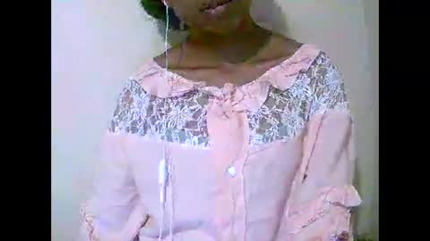 joliekah27 online show from 04-16-26, 08:09