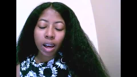 joliekah27 online show from 06-02-26, 07:32