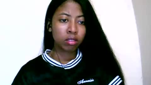 joliekah27 online show from 06-13-26, 07:56